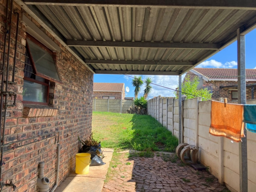 2 Bedroom Property for Sale in Scheepershoogte Eastern Cape